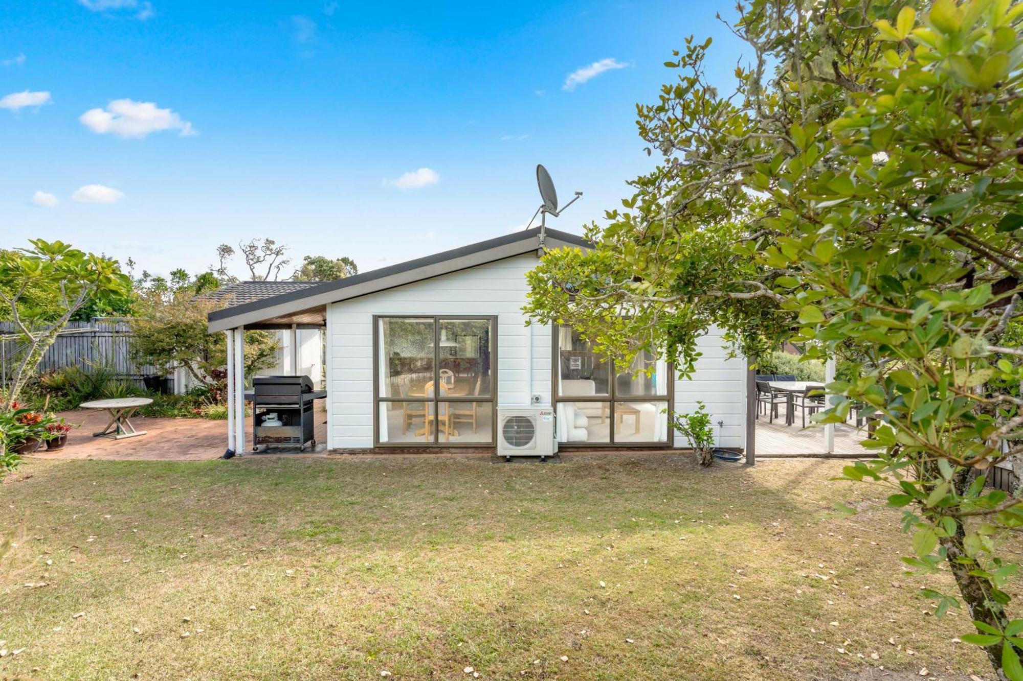 Pauanui Beach House Suntrap エクステリア 写真