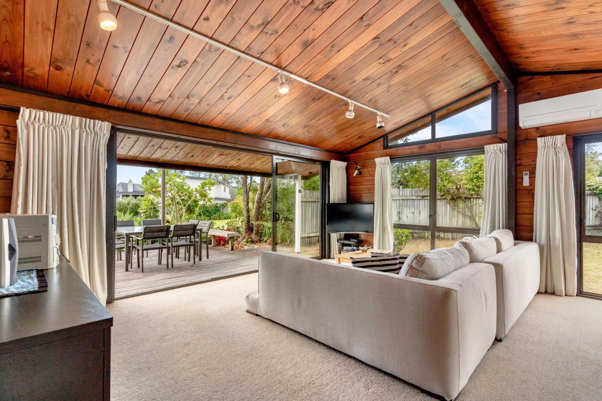 Pauanui Beach House Suntrap エクステリア 写真