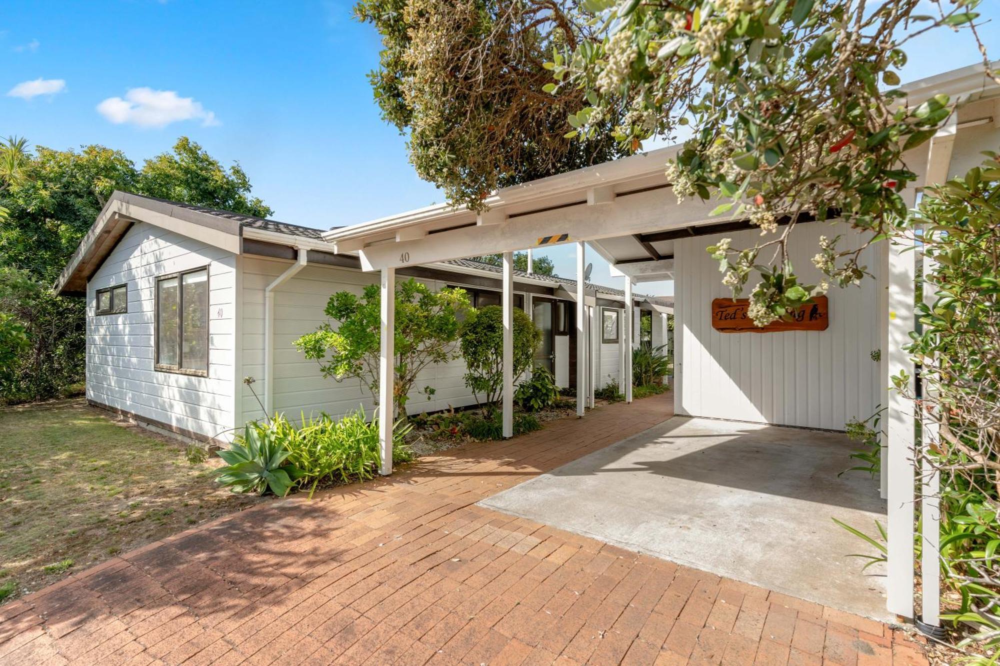 Pauanui Beach House Suntrap エクステリア 写真