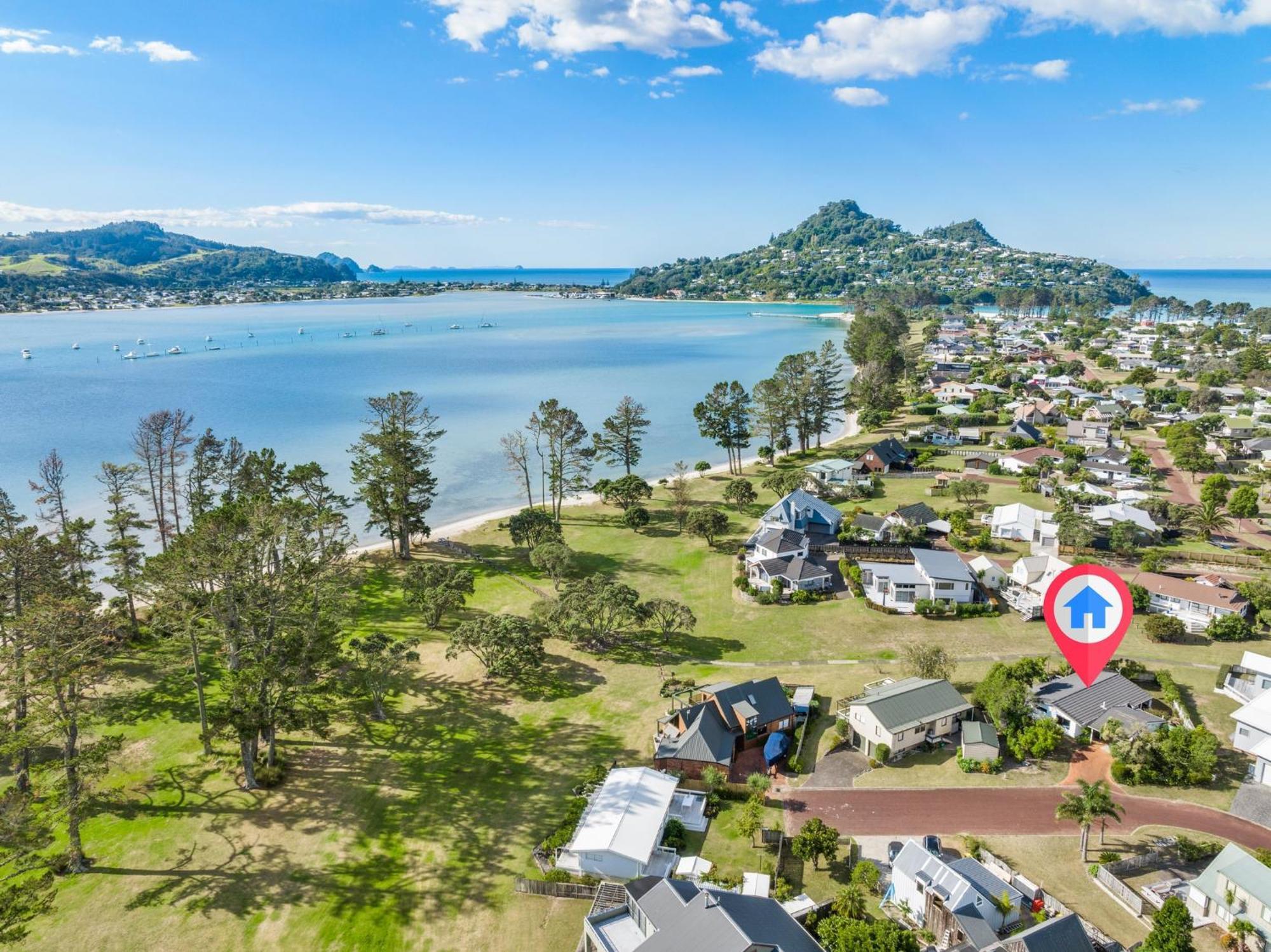 Pauanui Beach House Suntrap エクステリア 写真